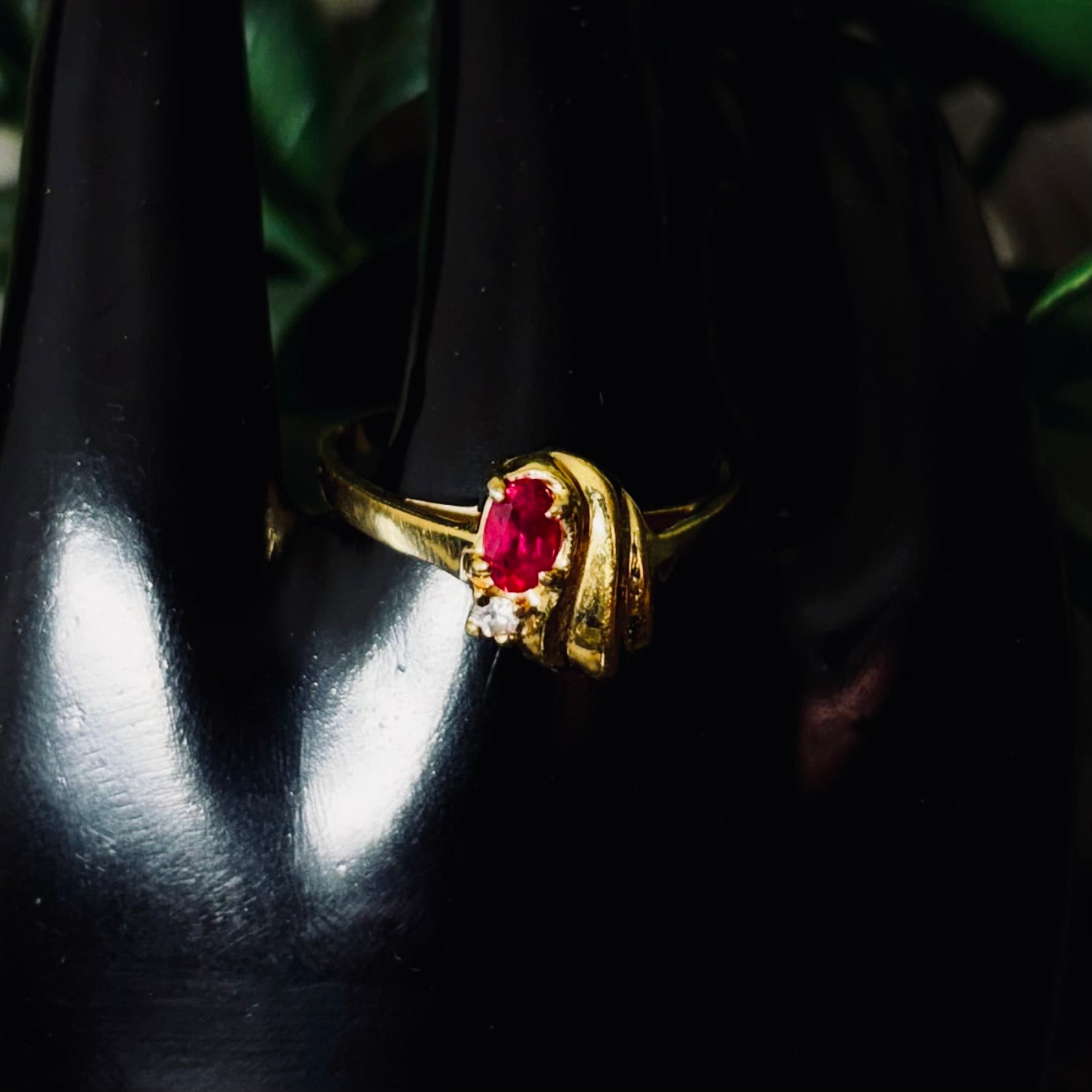 Red Oval Stone Goldtone Ring