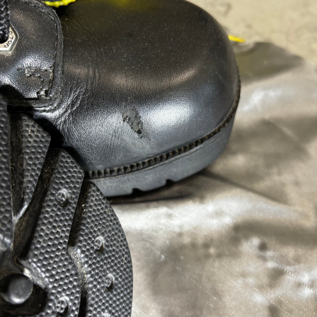Size 9 Women’s HD boots