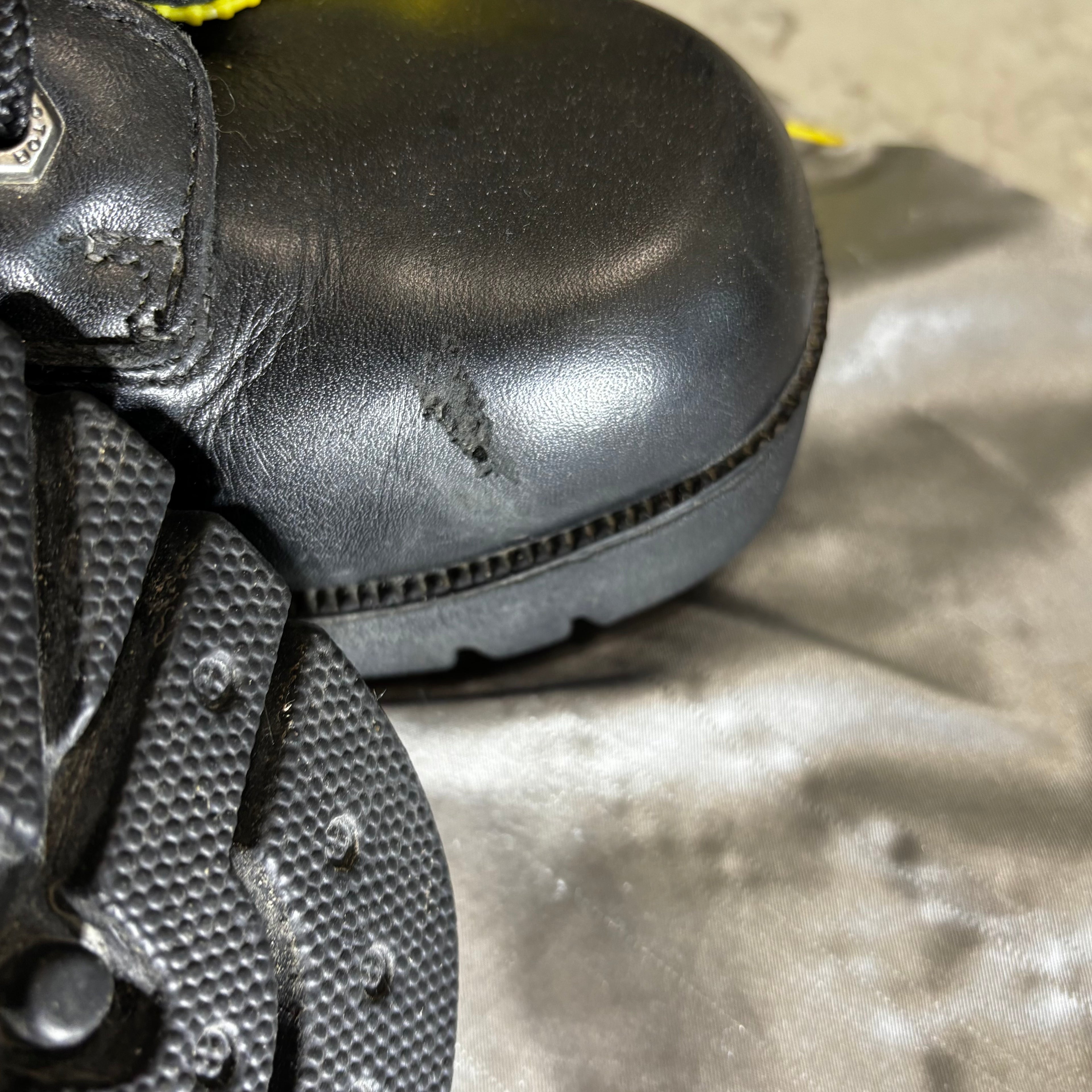 Size 9 Women’s HD boots