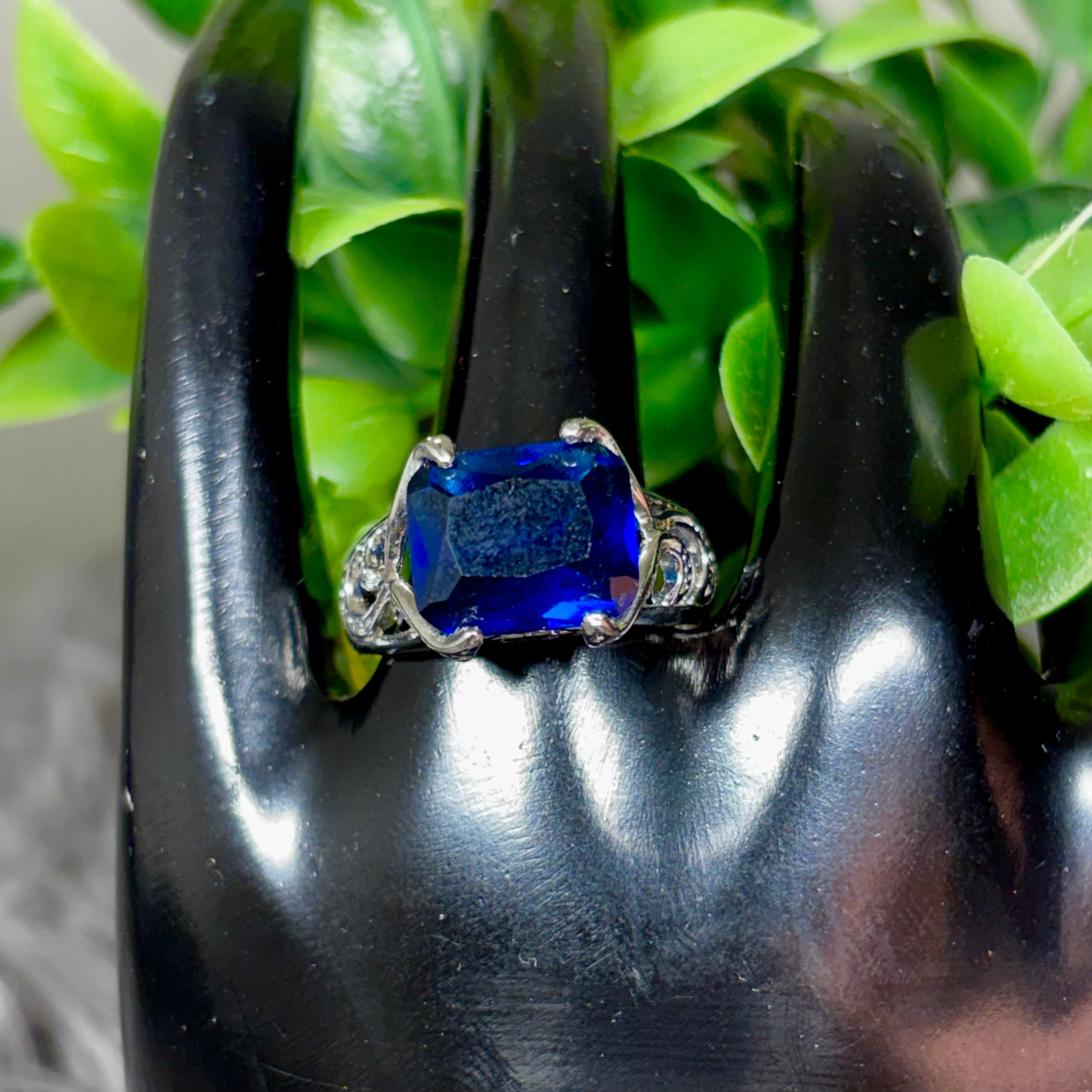 Cobalt Blue Crystal Slivertone Ring